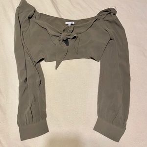 Olive Green tie-up top 💚